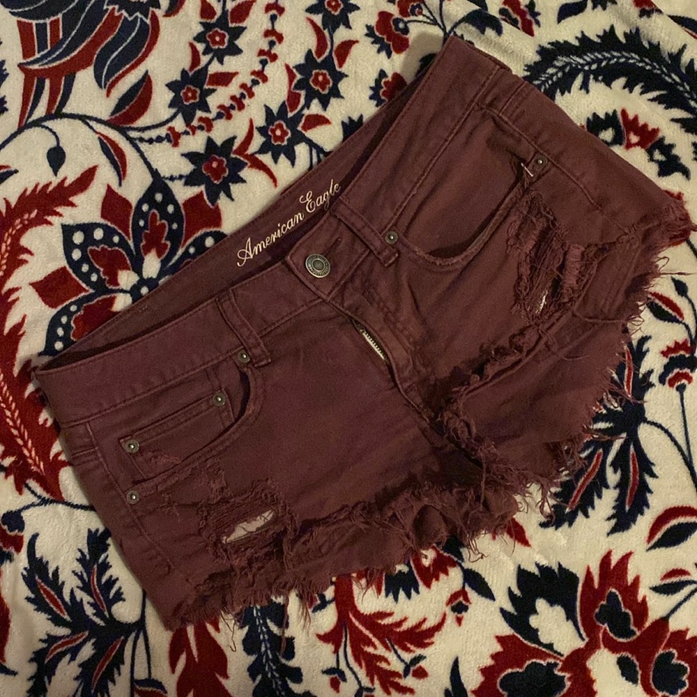 American eagle maroon jean shorts